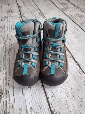 Keen Womens Waterproof Hiking Boots - Gray with Teal Accents